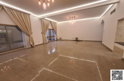 Villa - 4 - 4 for rent in Janabiya - Northern Governorate Villa - 4 - 4 for rent in Janabiya - Northern Governorate