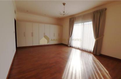 Villa - 4 Bedrooms - 5 Bathrooms for rent in Al Jasra - Northern Governorate
