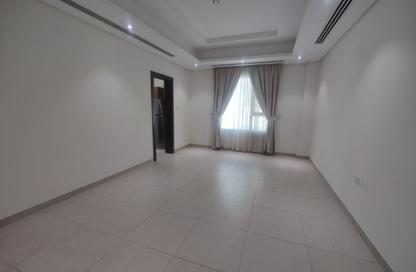 Apartment - 2 Bedrooms - 2 Bathrooms for rent in Al Burhama - Manama - Capital Governorate Apartment - 2 Bedrooms - 2 Bathrooms for rent in Al Burhama - Manama - Capital Governorate