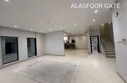 Villa - 4 Bedrooms - 4 Bathrooms for rent in Saar - Northern Governorate