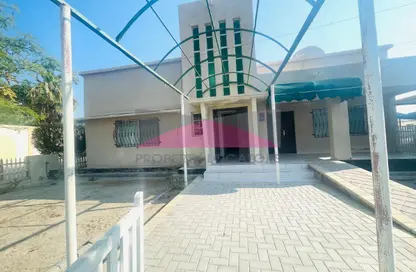 فيلا - 3 غرف نوم - 3 حمامات للايجار في السلمانية - المنامة - محافظة العاصمة