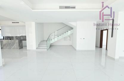 Villa - 4 Bedrooms - 4 Bathrooms for rent in Saar - Northern Governorate