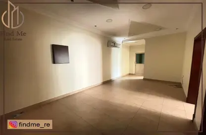 شقة - 2 غرف نوم - 2 حمامات للايجار في كرباباد - المنامة - محافظة العاصمة