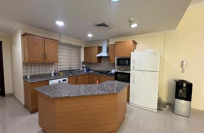 Apartment - 2 Bedrooms - 2 Bathrooms for rent in Al Juffair - Capital Governorate