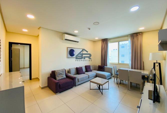 989316 - Property Image 2