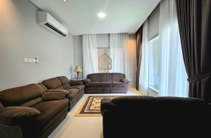 فيلا - 4 غرف نوم - 4 حمامات للبيع في ديار المحرق - المحرق
