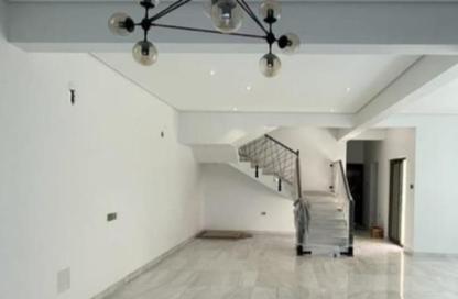 Villa - 5 Bedrooms - 6 Bathrooms for rent in Hidd - Muharraq Governorate