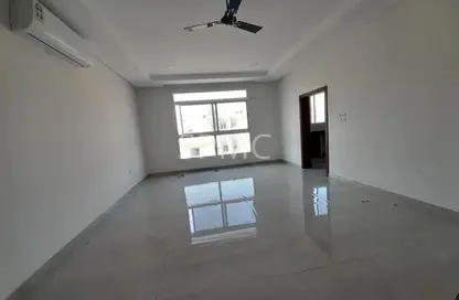 Apartment - 2 Bedrooms - 3 Bathrooms for rent in Tubli - Central Governorate Apartment - 2 Bedrooms - 3 Bathrooms for rent in Tubli - Central Governorate