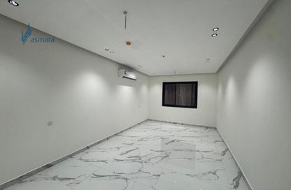 Apartment - 4 Bedrooms - 4 Bathrooms for sale in Hidd - Muharraq Governorate Apartment - 4 Bedrooms - 4 Bathrooms for sale in Hidd - Muharraq Governorate