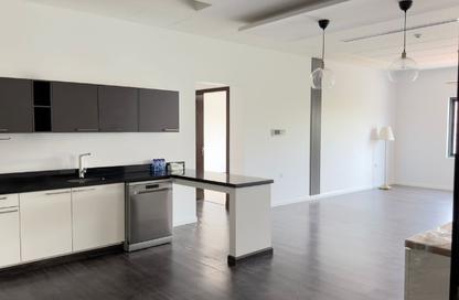 Apartment - 3 Bedrooms - 2 Bathrooms for rent in Maqabah - Northern Governorate Apartment - 3 Bedrooms - 2 Bathrooms for rent in Maqabah - Northern Governorate