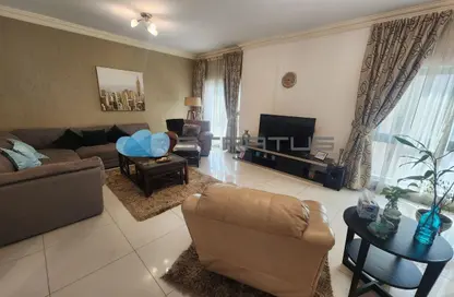 Apartment - 2 Bedrooms - 3 Bathrooms for rent in Al Juffair - Capital Governorate