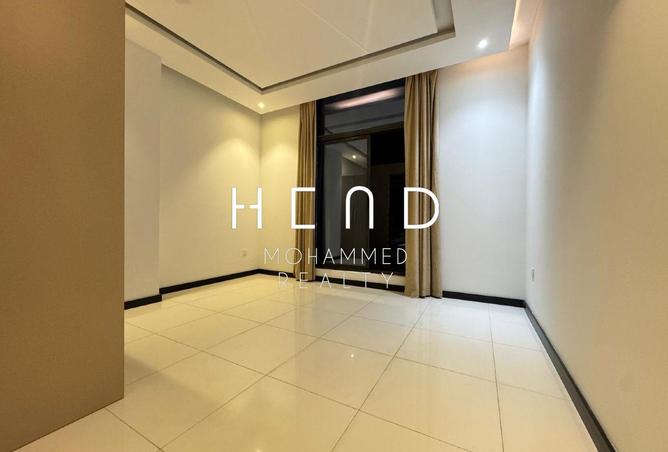 992955 - Property Image 2