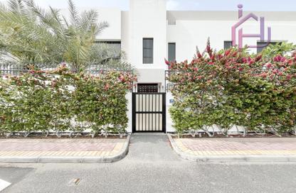 Villa - 4 Bedrooms - 6 Bathrooms for rent in Saar - Northern Governorate