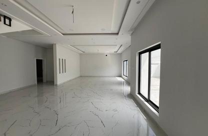 Villa - 4 Bedrooms - 5 Bathrooms for sale in Hidd - Muharraq Governorate