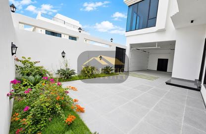 Villa - 4 - 5 for sale in Saar - Northern Governorate Villa - 4 - 5 for sale in Saar - Northern Governorate