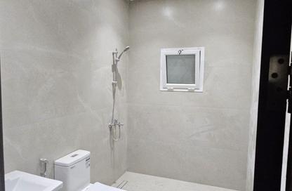 Villa - 4 Bedrooms - 6 Bathrooms for sale in Hidd - Muharraq Governorate