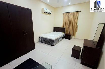 Apartment - 2 Bedrooms - 2 Bathrooms for rent in Hidd - Muharraq Governorate