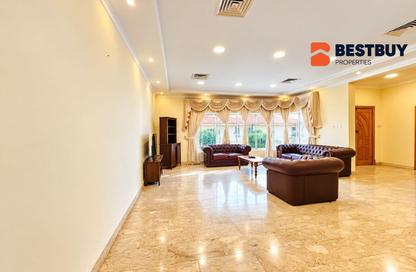 Villa - 3 - 3 for rent in Al Juffair - Capital Governorate