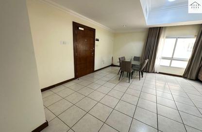 Apartment - 2 Bedrooms - 2 Bathrooms for rent in Al Juffair - Capital Governorate