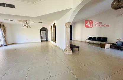 Villa - 4 - 4 for rent in Janabiya - Northern Governorate