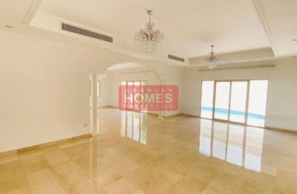 Villa - 5 Bedrooms - 4 Bathrooms for rent in Zinj - Manama - Capital Governorate