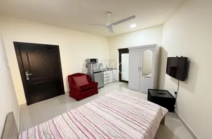 Apartment - Studio - 1 Bathroom for rent in Jid Ali - Central Governorate