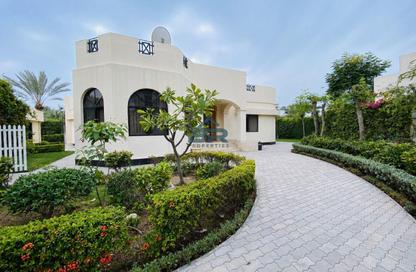 Compound - 3 Bedrooms - 3 Bathrooms for rent in Al Jasra - Northern Governorate