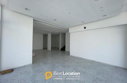 Villa - 4 Bedrooms - 6 Bathrooms for sale in Bani Jamra - Northern Governorate