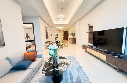 Apartment - 2 Bedrooms - 2 Bathrooms for rent in Sanabis - Manama - Capital Governorate