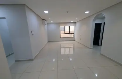 Apartment - 3 Bedrooms - 3 Bathrooms for rent in Saar - Northern Governorate