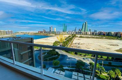Apartment - 2 Bedrooms - 3 Bathrooms for rent in Reef Island - Capital Governorate