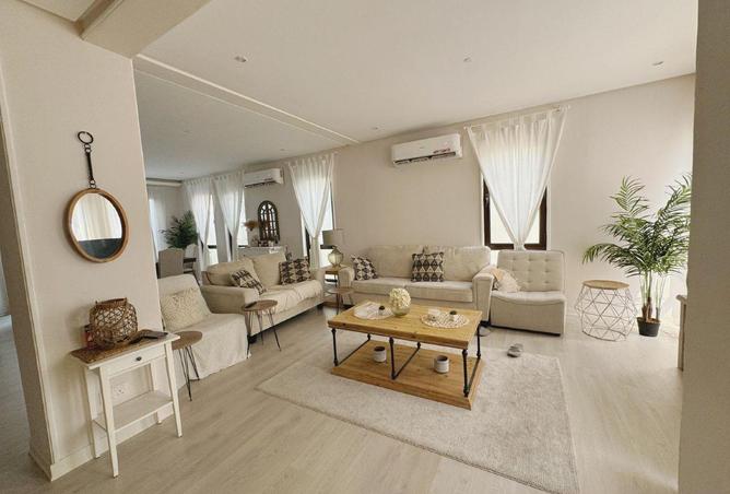 52327618 - صورة العقار 3