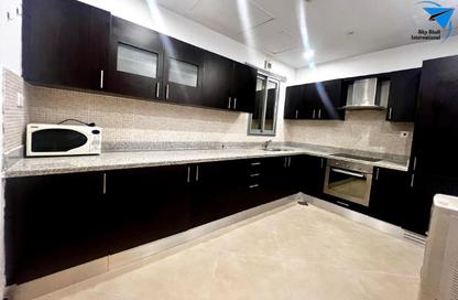 Apartment - 2 Bedrooms - 2 Bathrooms for rent in Al Juffair - Capital Governorate
