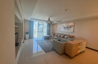 Apartment - 2 Bedrooms - 3 Bathrooms for rent in Al Juffair - Capital Governorate