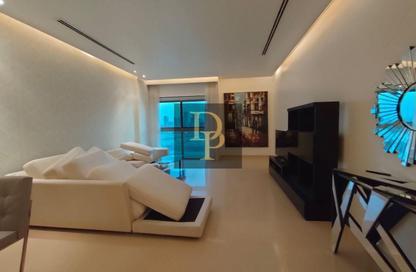 Apartment - 2 Bedrooms - 3 Bathrooms for rent in Reef Island - Capital Governorate