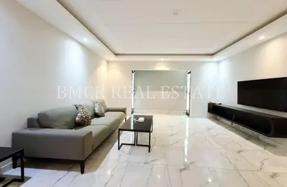 Apartment - 2 Bedrooms - 2 Bathrooms for rent in Gudaibiya - Manama - Capital Governorate