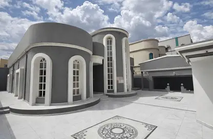 Villa - 4 Bedrooms - 4 Bathrooms for sale in Alhajiyat - Riffa - Southern Governorate