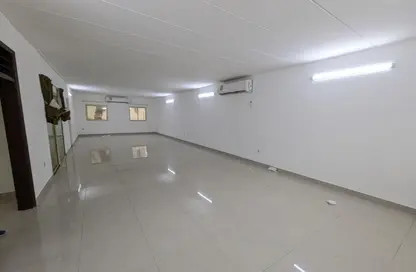 فيلا - 3 غرف نوم - 3 حمامات للايجار في الجسرة - المحافظة الشمالية