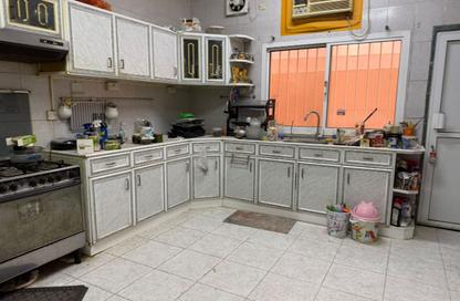 Villa - 4 - 3 for sale in Alhajiyat - Riffa - Southern Governorate
