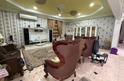 Villa - 4 - 3 for sale in Alhajiyat - Riffa - Southern Governorate