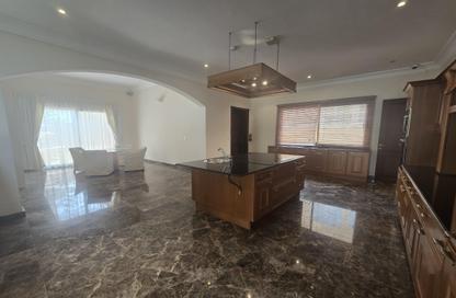 Villa - 4 Bedrooms - 5 Bathrooms for rent in Saar - Northern Governorate