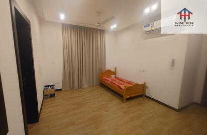 Apartment - 1 Bedroom - 1 Bathroom for rent in Tubli - Central Governorate Apartment - 1 Bedroom - 1 Bathroom for rent in Tubli - Central Governorate