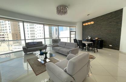Apartment - 2 Bedrooms - 3 Bathrooms for rent in Sanabis - Manama - Capital Governorate