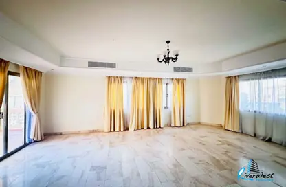 Villa - 5 Bedrooms - 4 Bathrooms for rent in Janabiya - Northern Governorate