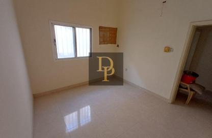 Apartment - 2 Bedrooms - 2 Bathrooms for rent in Manama Downtown - Manama - Capital Governorate