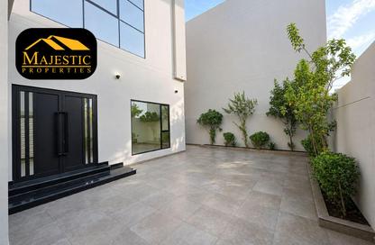 Villa - 5 - 6 for sale in Saar - Northern Governorate