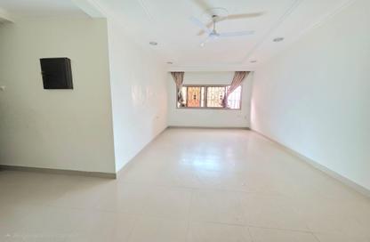 Apartment - 3 Bedrooms - 2 Bathrooms for rent in Tubli - Central Governorate Apartment - 3 Bedrooms - 2 Bathrooms for rent in Tubli - Central Governorate