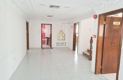 Office Space - Studio - 3 Bathrooms for rent in Mahooz - Manama - Capital Governorate