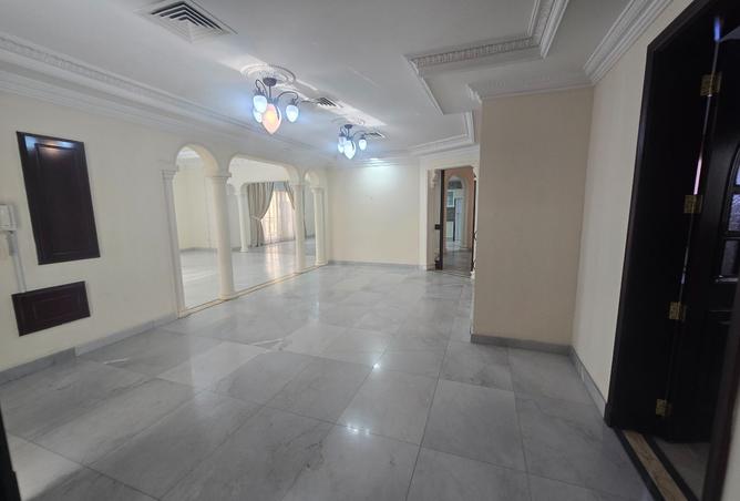 55893008 - Property Image 3