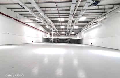 Warehouse - Studio - 1 Bathroom for rent in Hidd - Muharraq Governorate